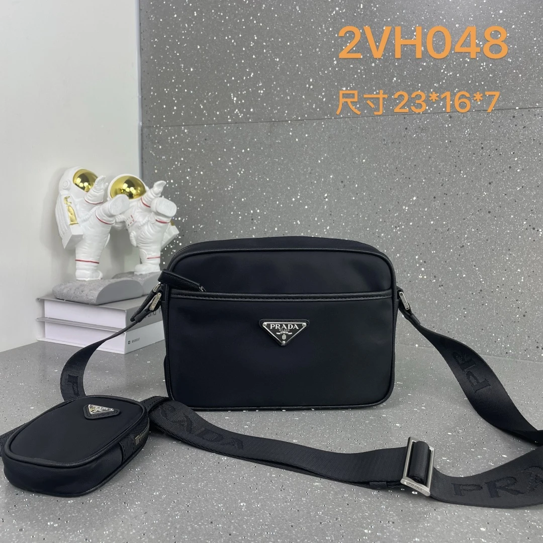 Prada Bag — 57bf83a9