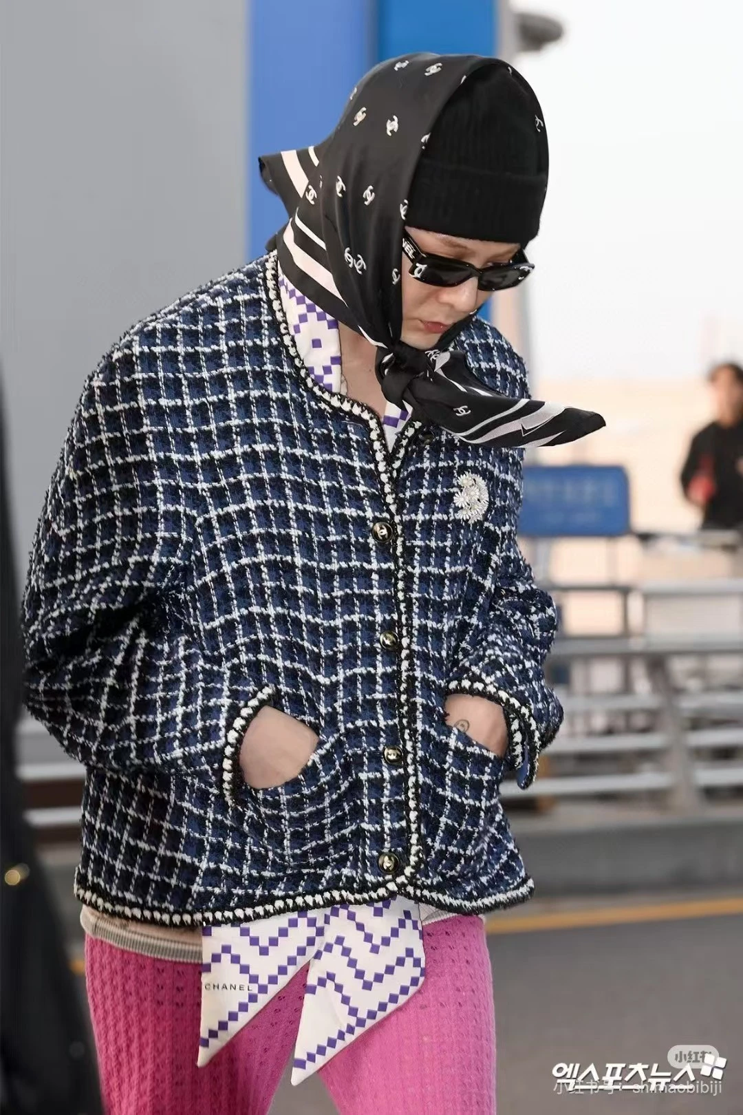 Chanel Scarves — 1d667270