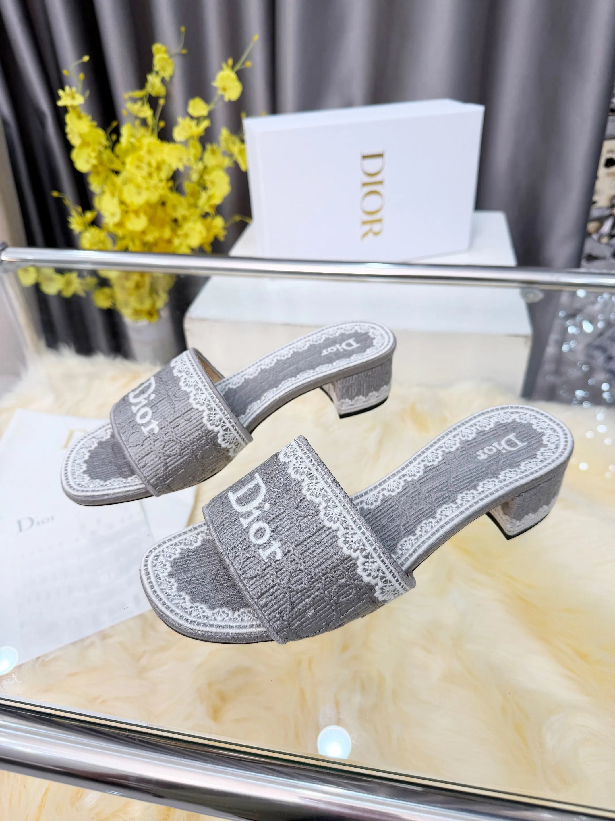 Dior Slippers — 07e9bef8