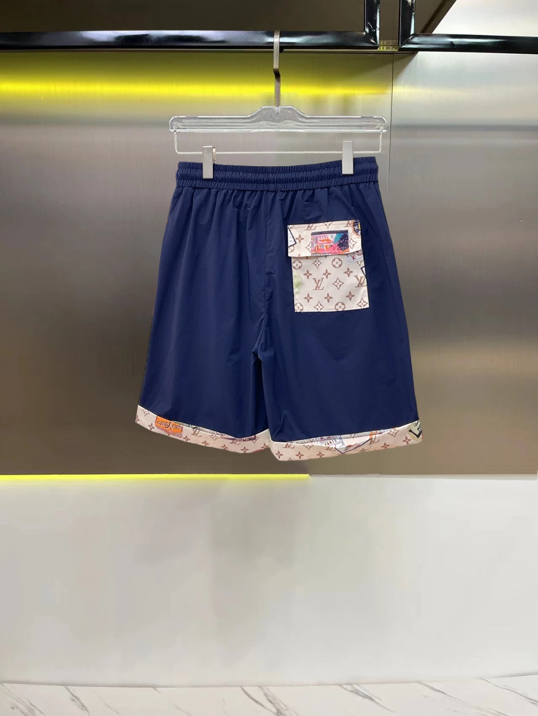 Louis Vuitton Shorts — 86c2c9a7