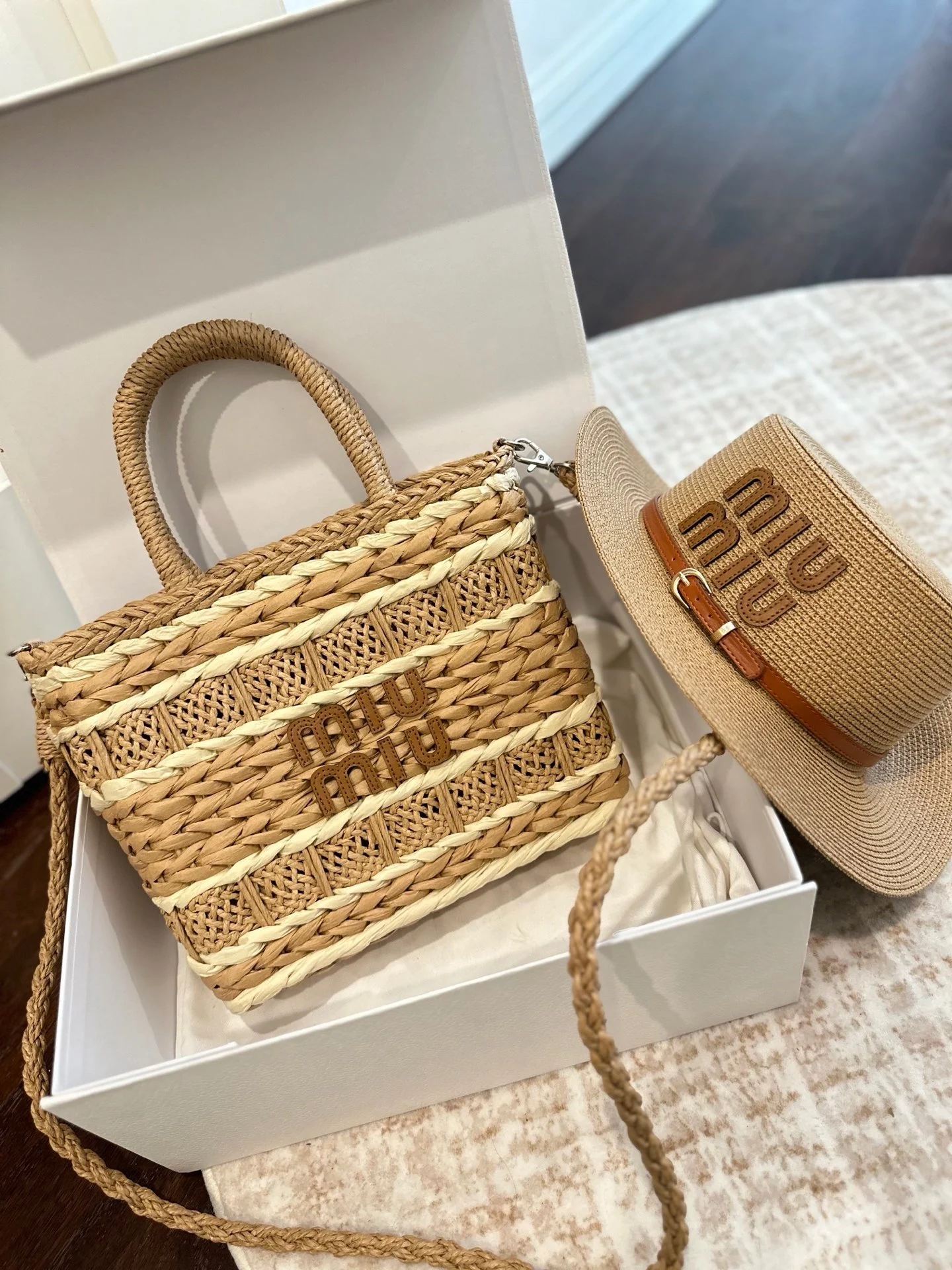 Miu Miu Bag — 74d70199