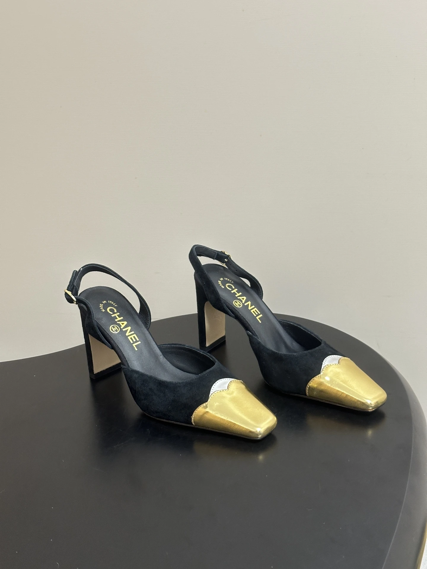 Chanel Sandals — 1fc1366b