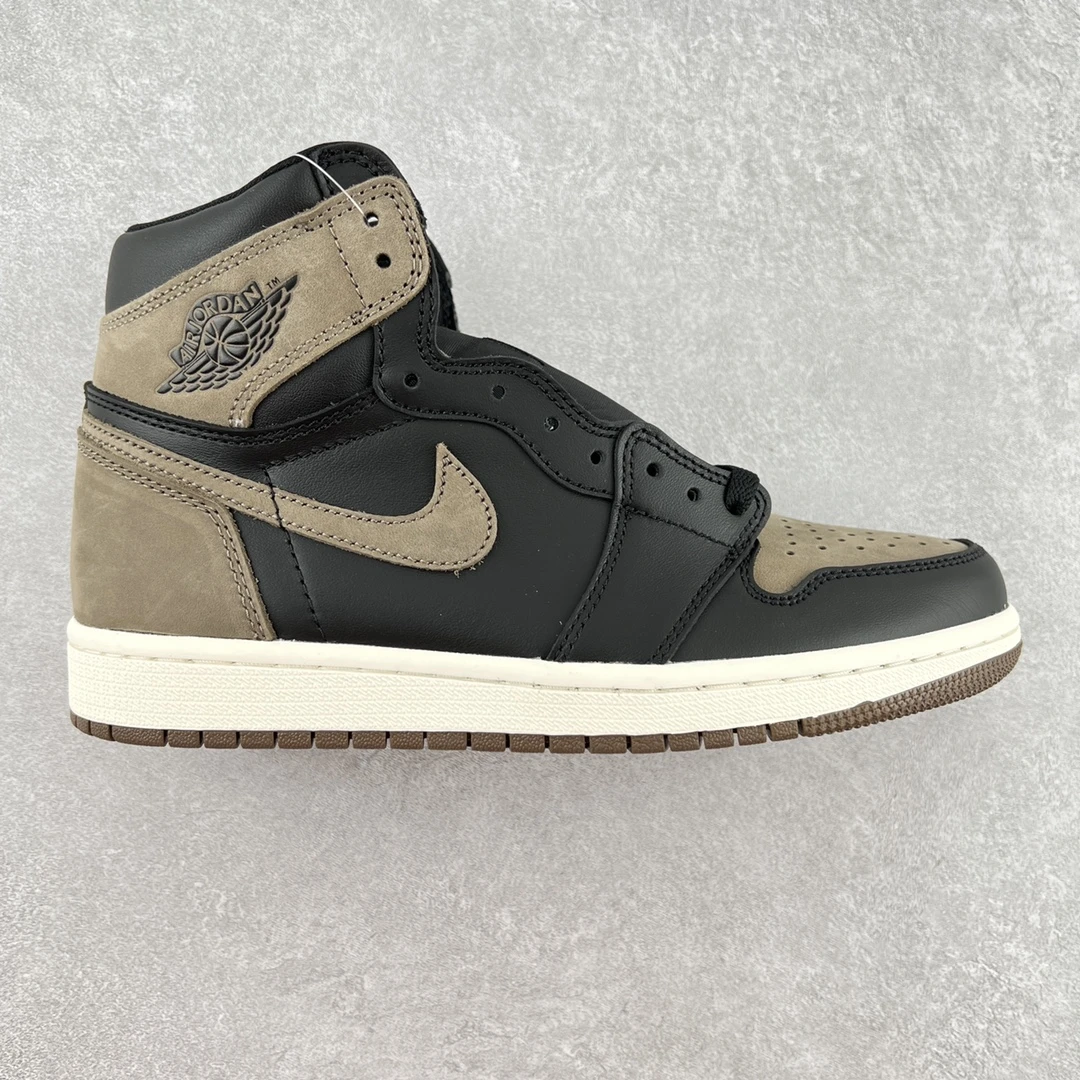 Nike Shoes — 9244dbb8