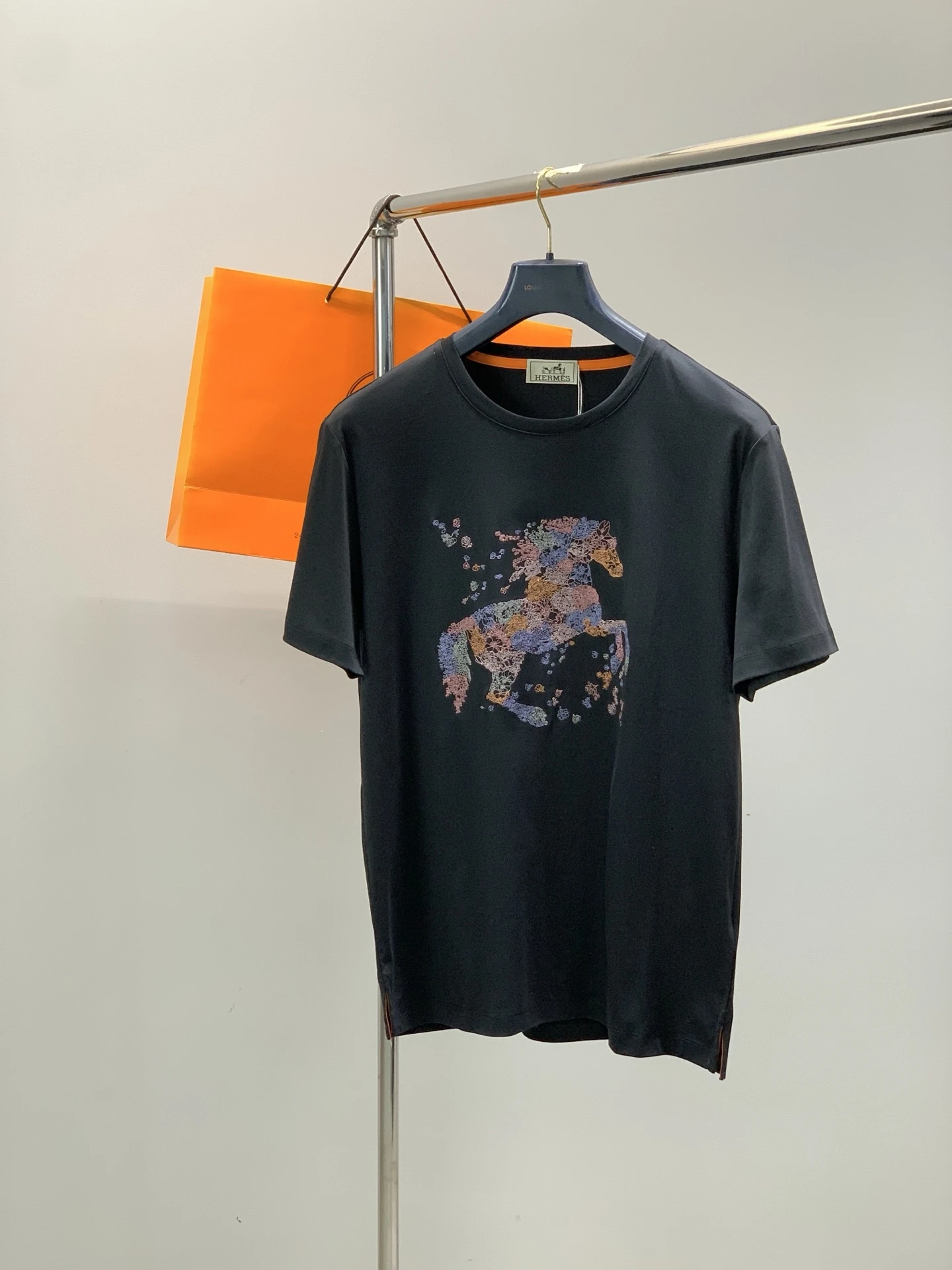 Hermès T-Shirt — cf16907e