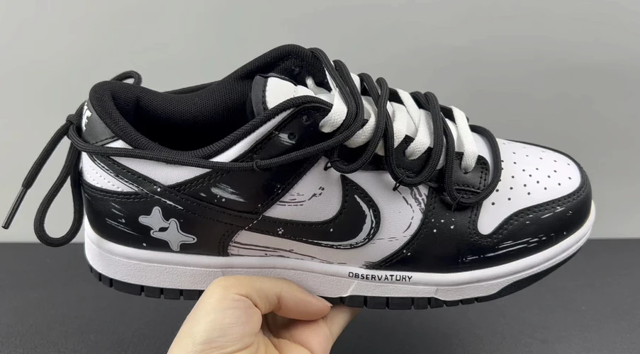 Nike Shoes — ad35767c