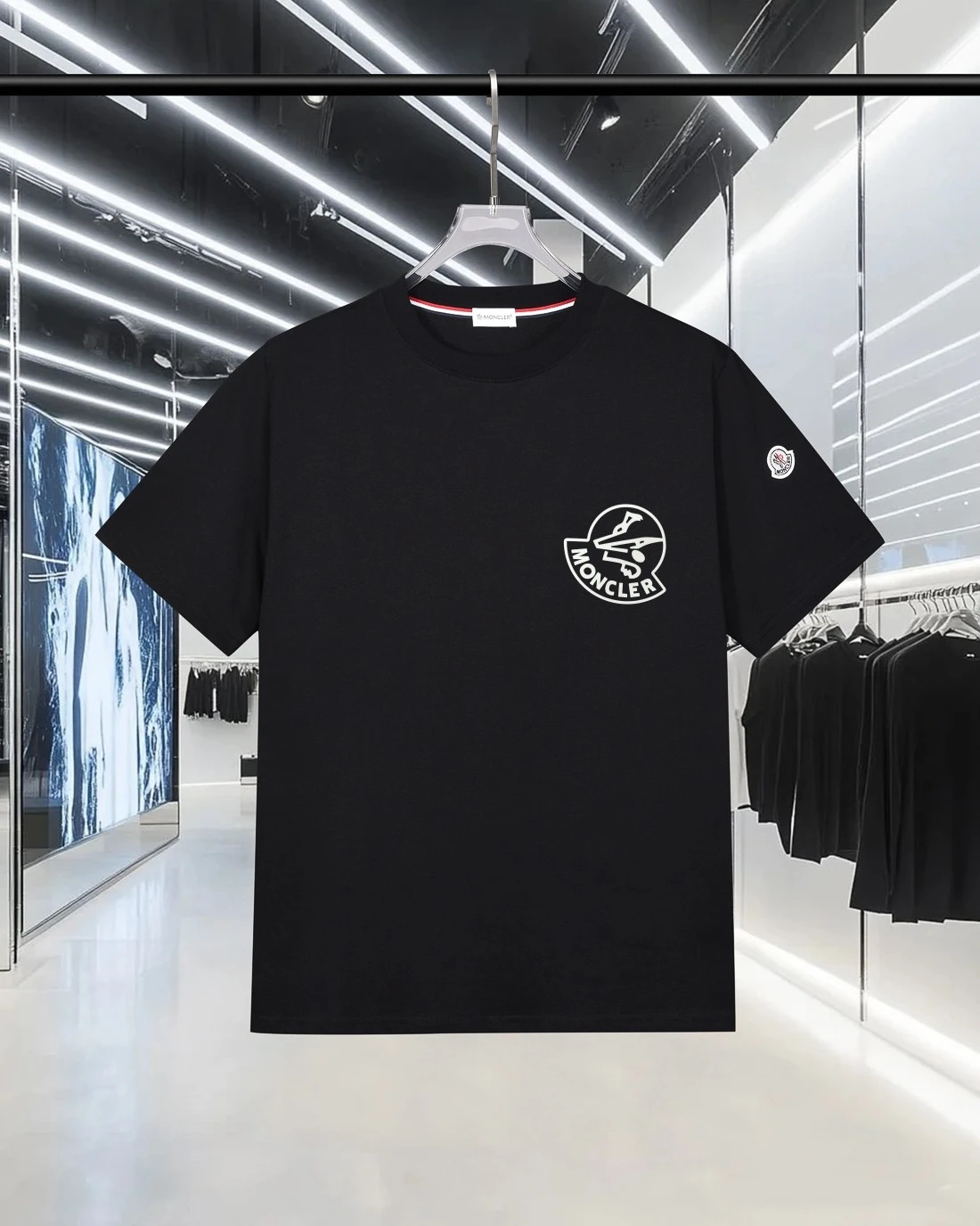 Moncler T-Shirt — ffac4e84