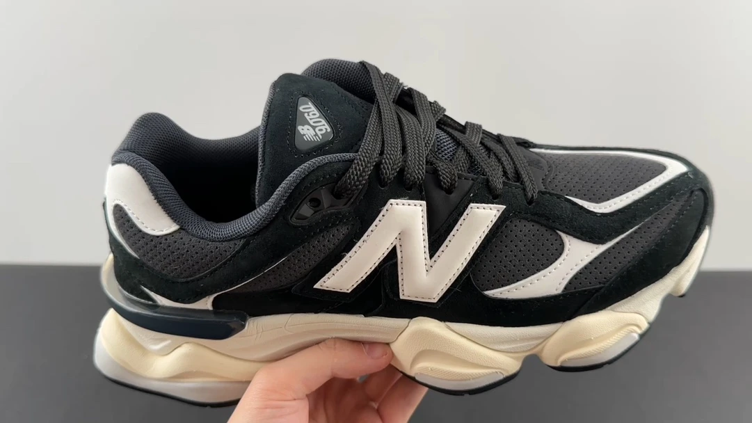 New Balance Shoes — efb80adb