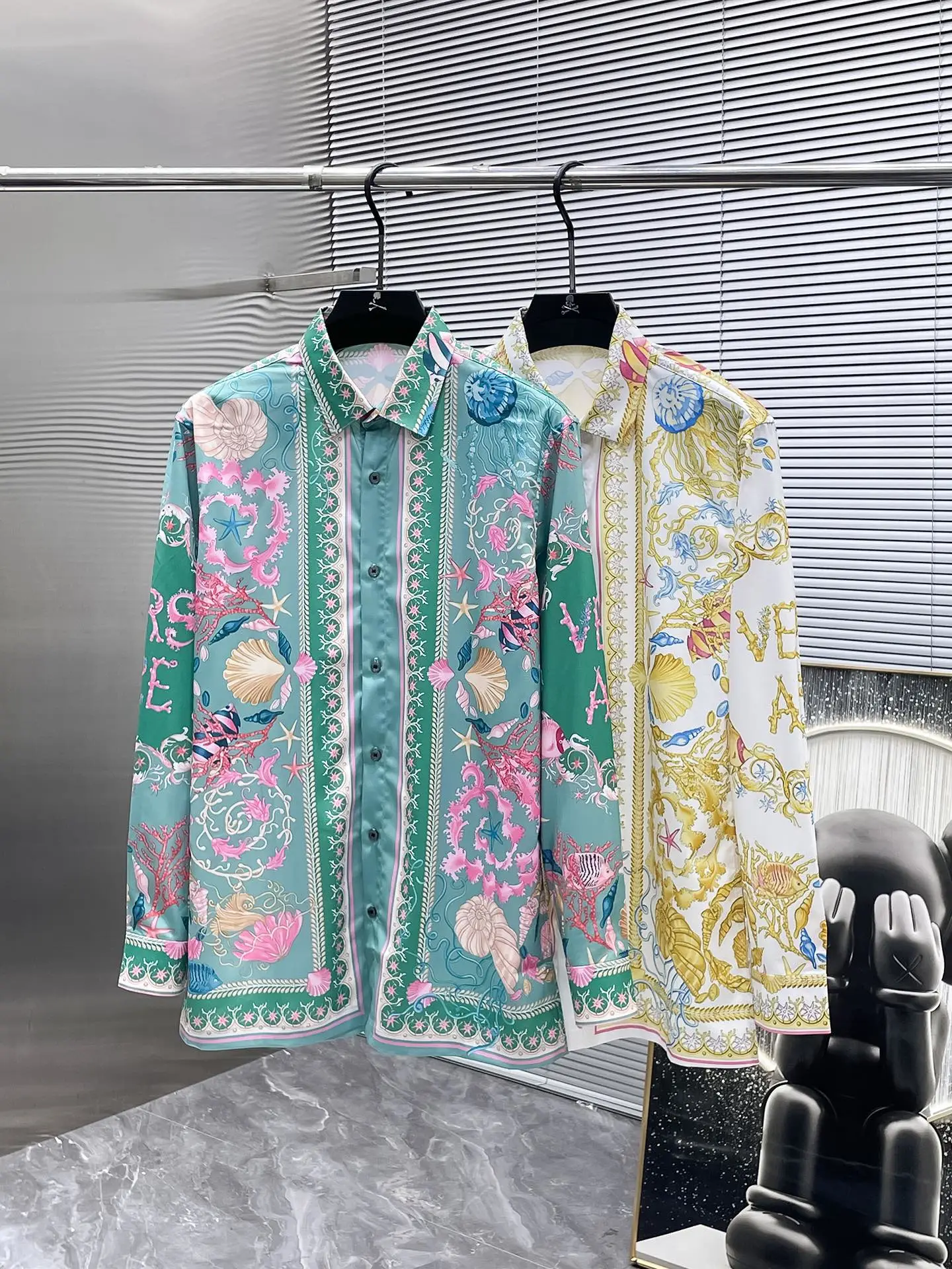 Versace Shirts — 93281750