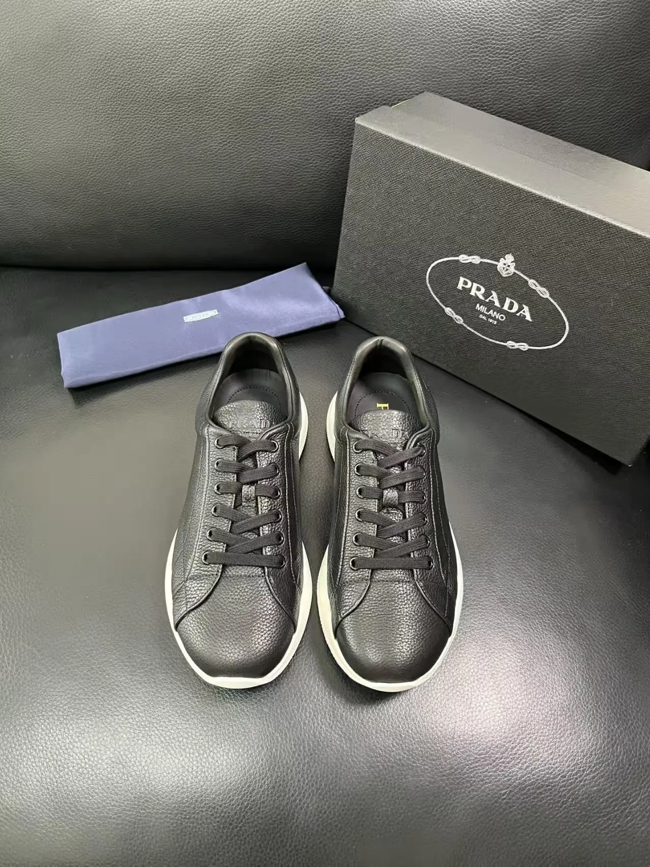 Prada Sneakers — 6f9b87ba