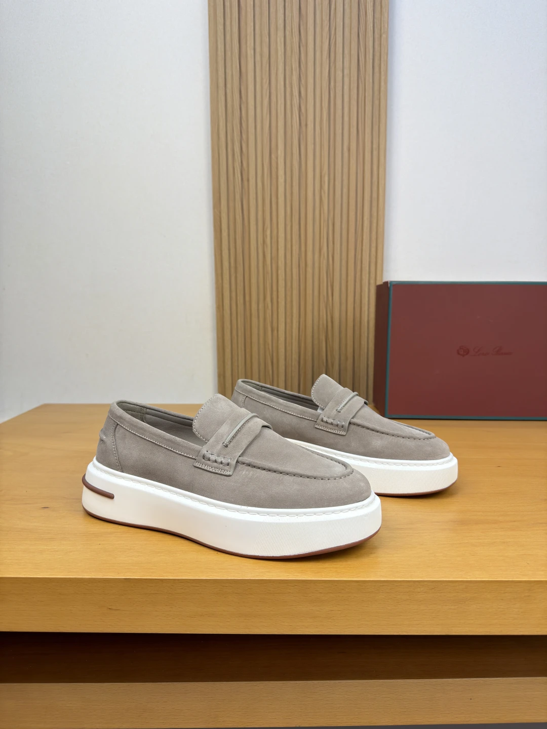 Loro Piana Sneakers — 3ead9530