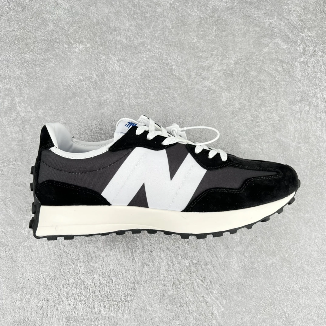 New Balance Sneakers — 82debf8e