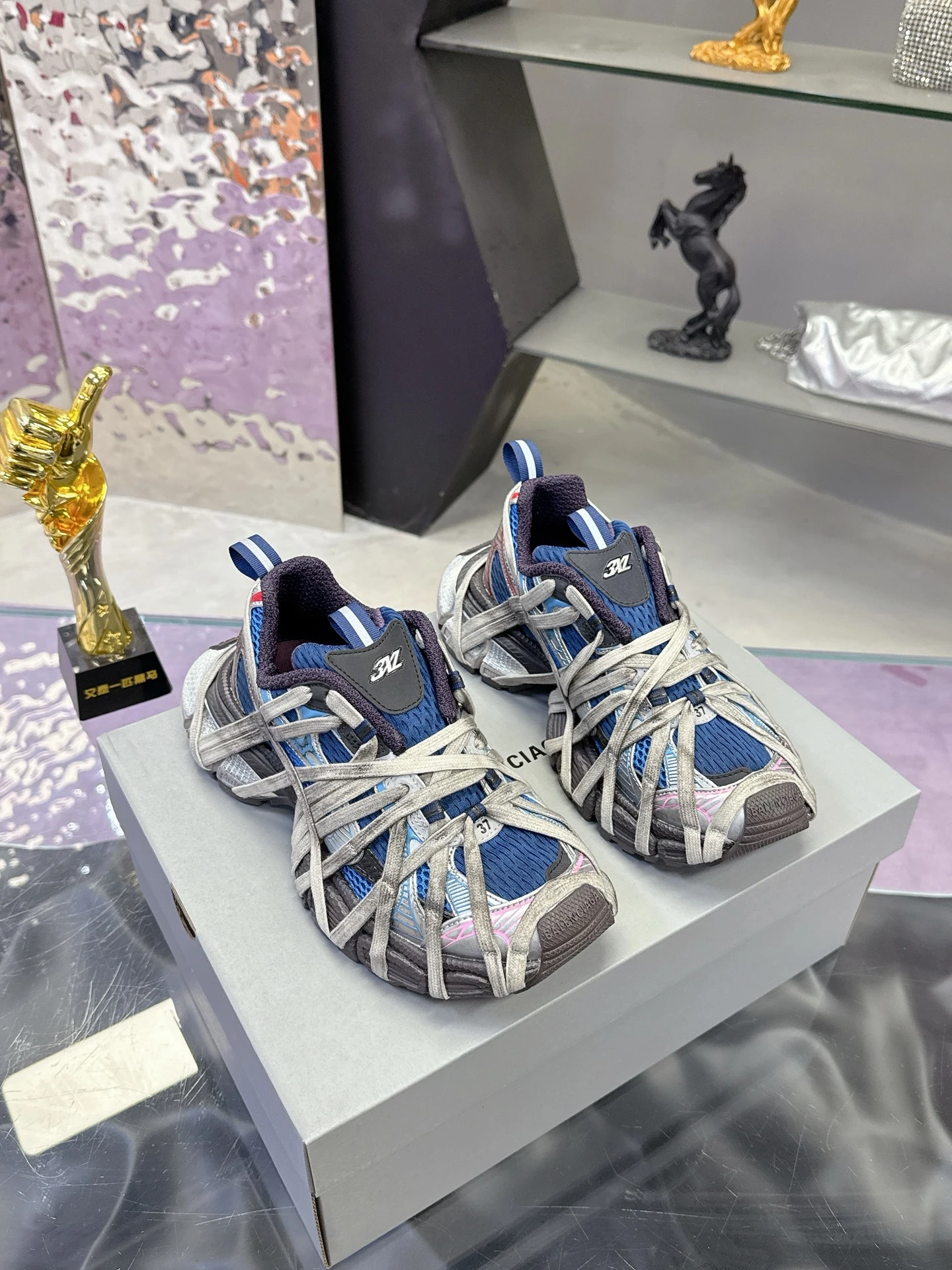 Balenciaga Sneakers — e5556cb0