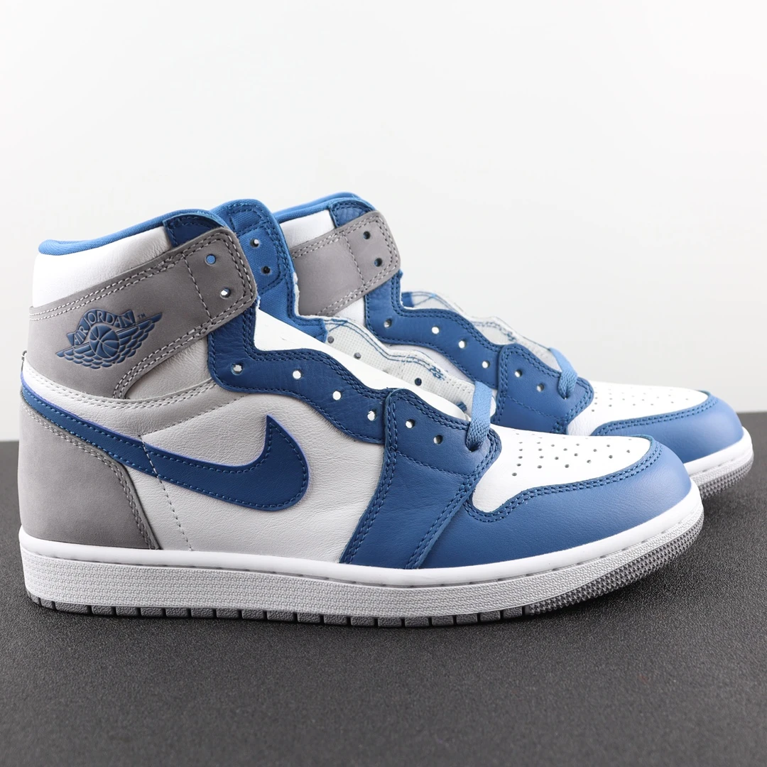 Nike Shoes — 08f1899b