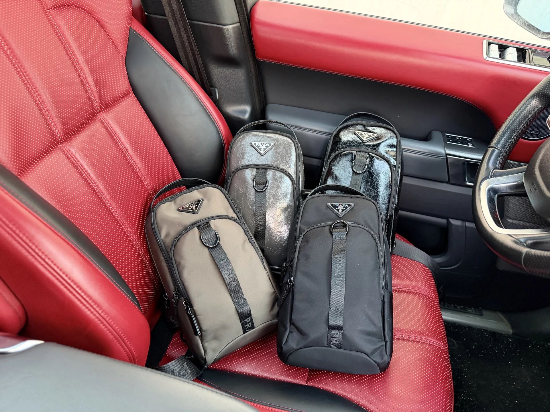 Prada Bag — 8f134aae