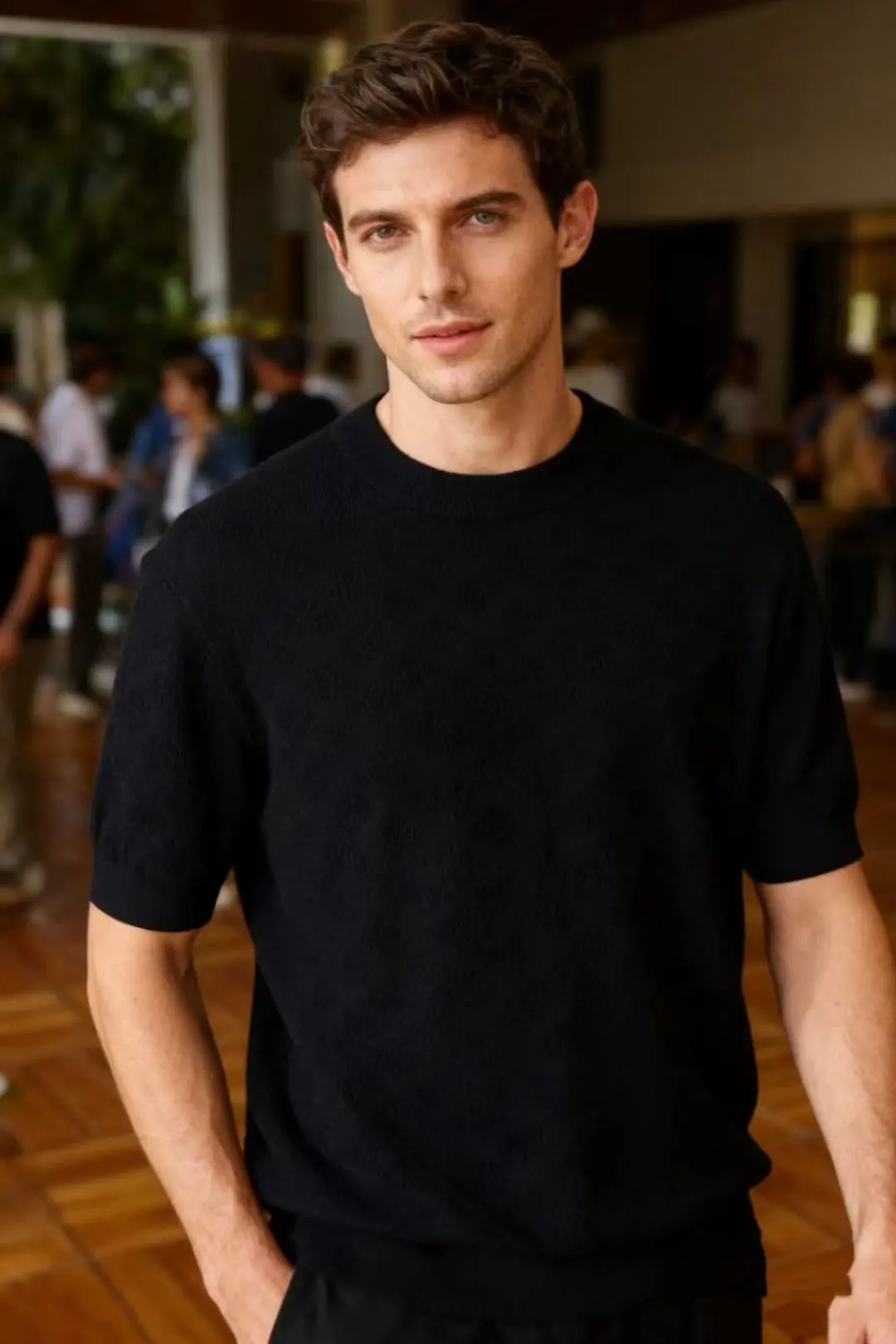 Louis Vuitton T-Shirt — 1d5c2030