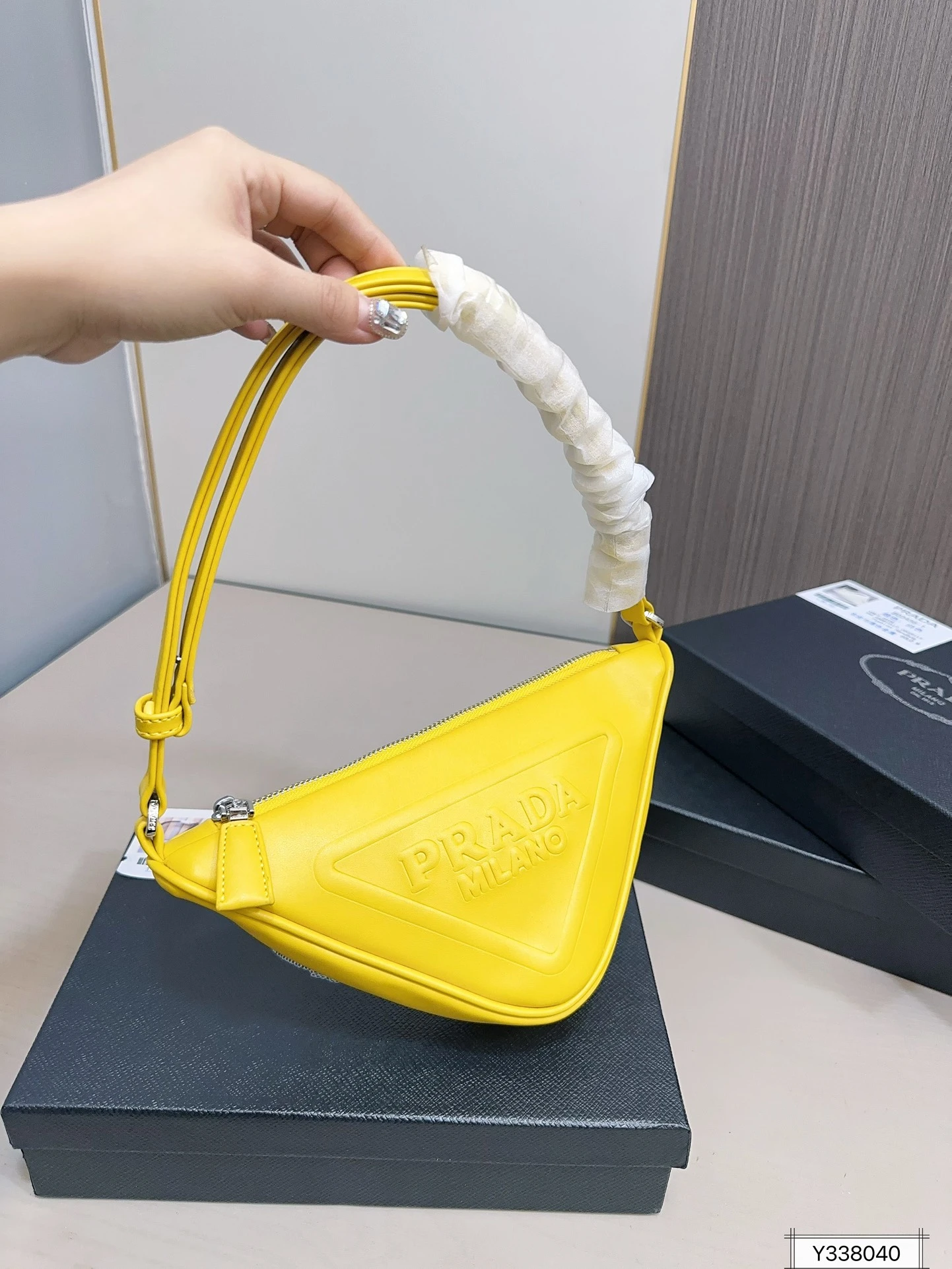 Prada Bag — 6bfa1731