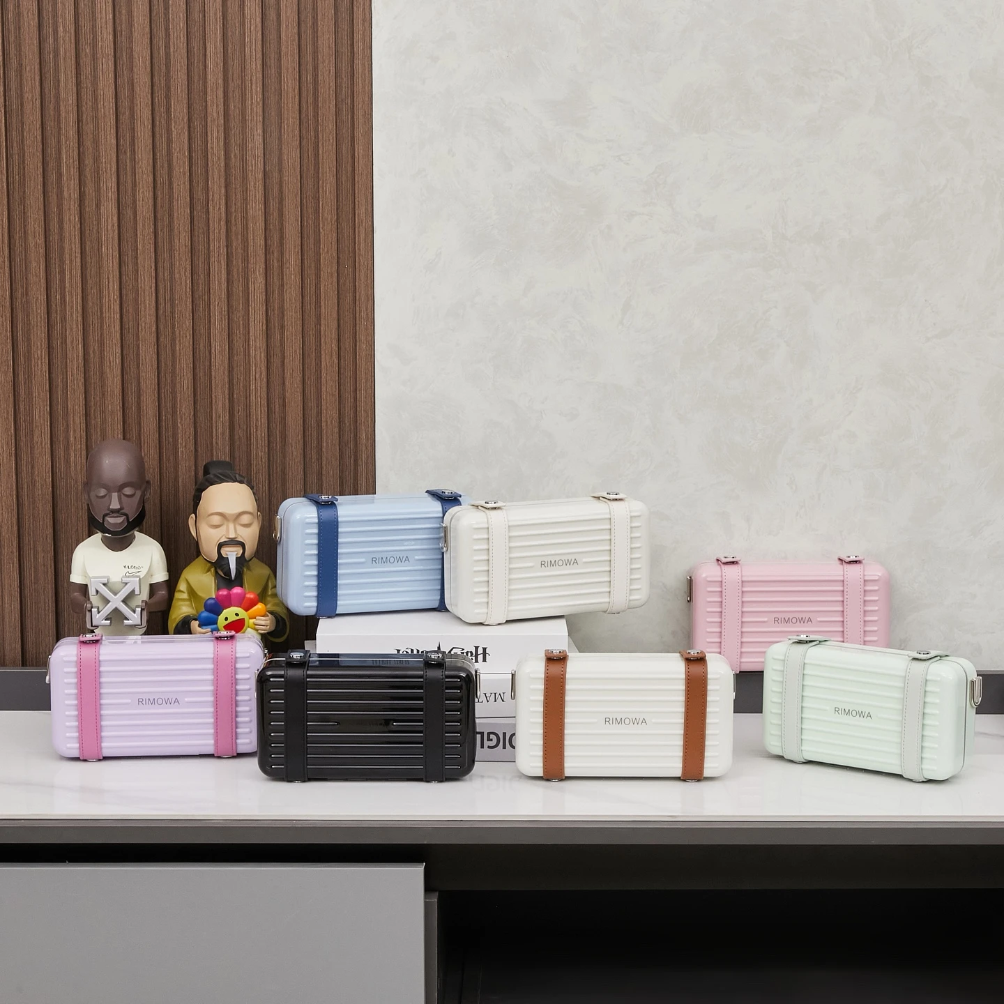 Rimowa Luggage — c7b42573