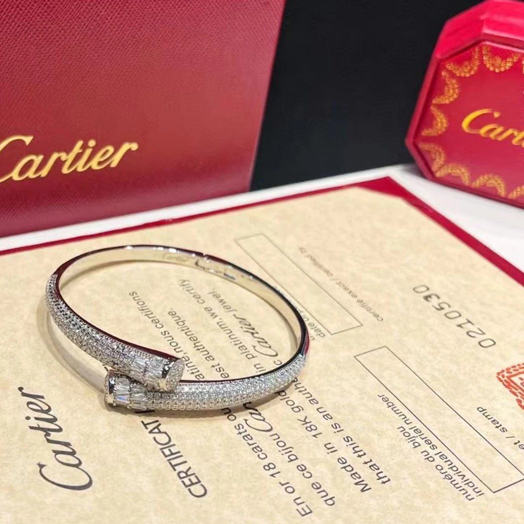 Cartier Jewellery — e2fbe447