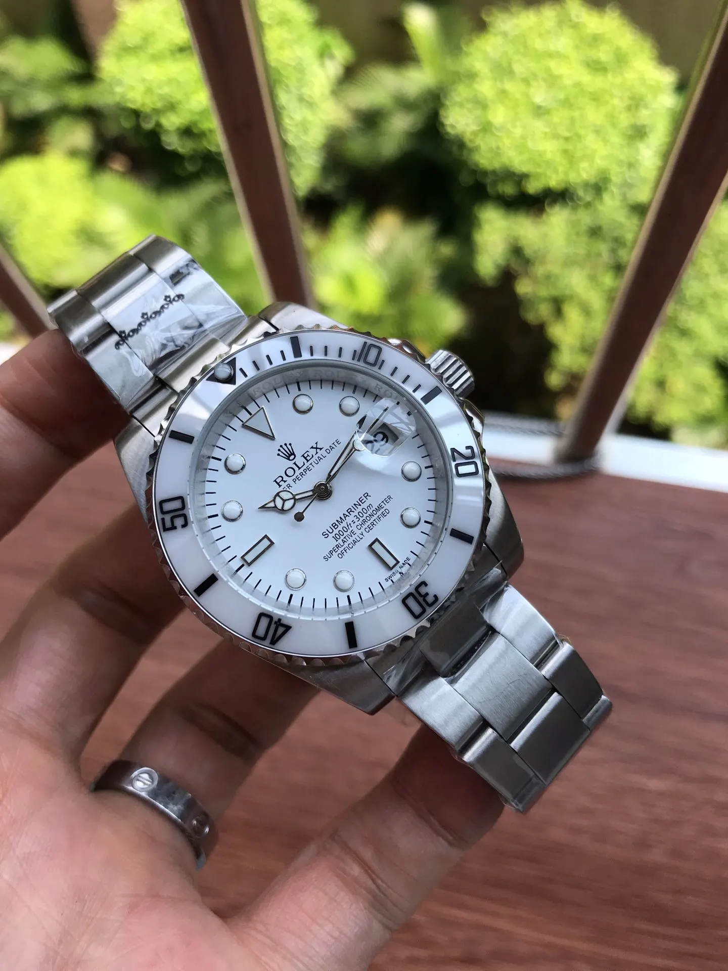 Watch — 16cdda42