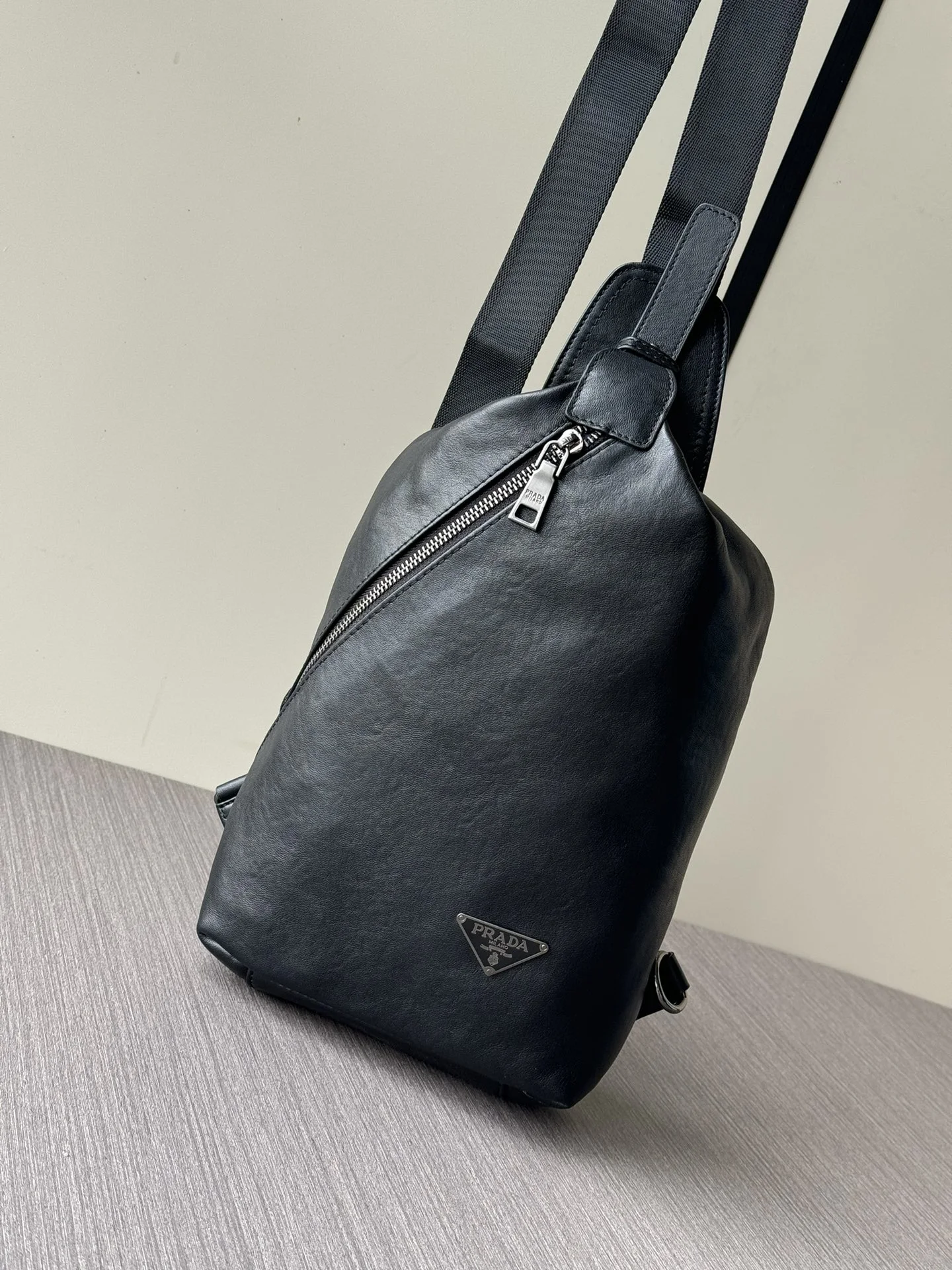 Prada Bag — d2a9e956