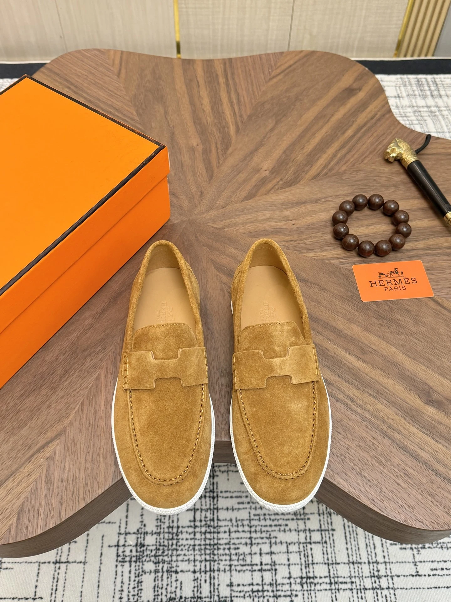 Hermès Sneakers — fc9c9fba