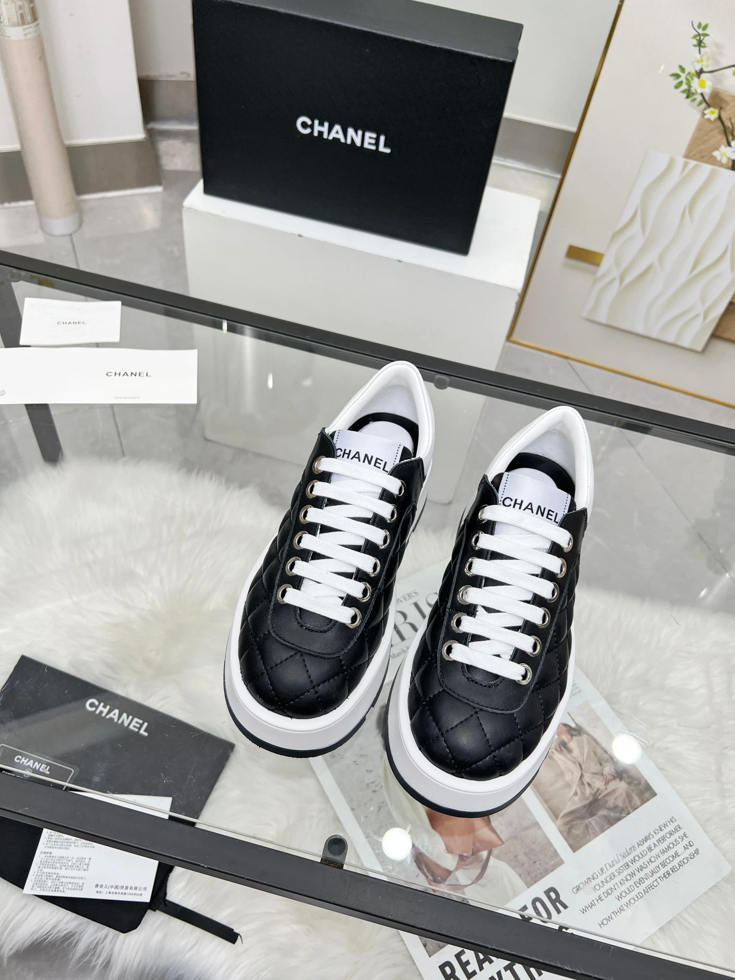 Chanel Sneakers — 0987421d