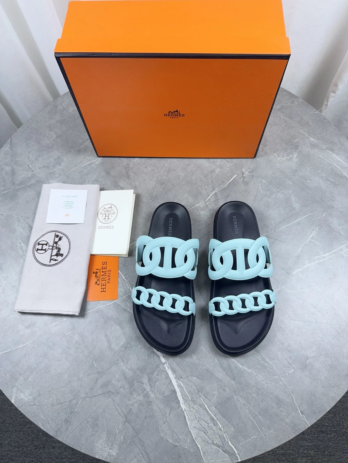 Hermès Slippers — 29da0eed