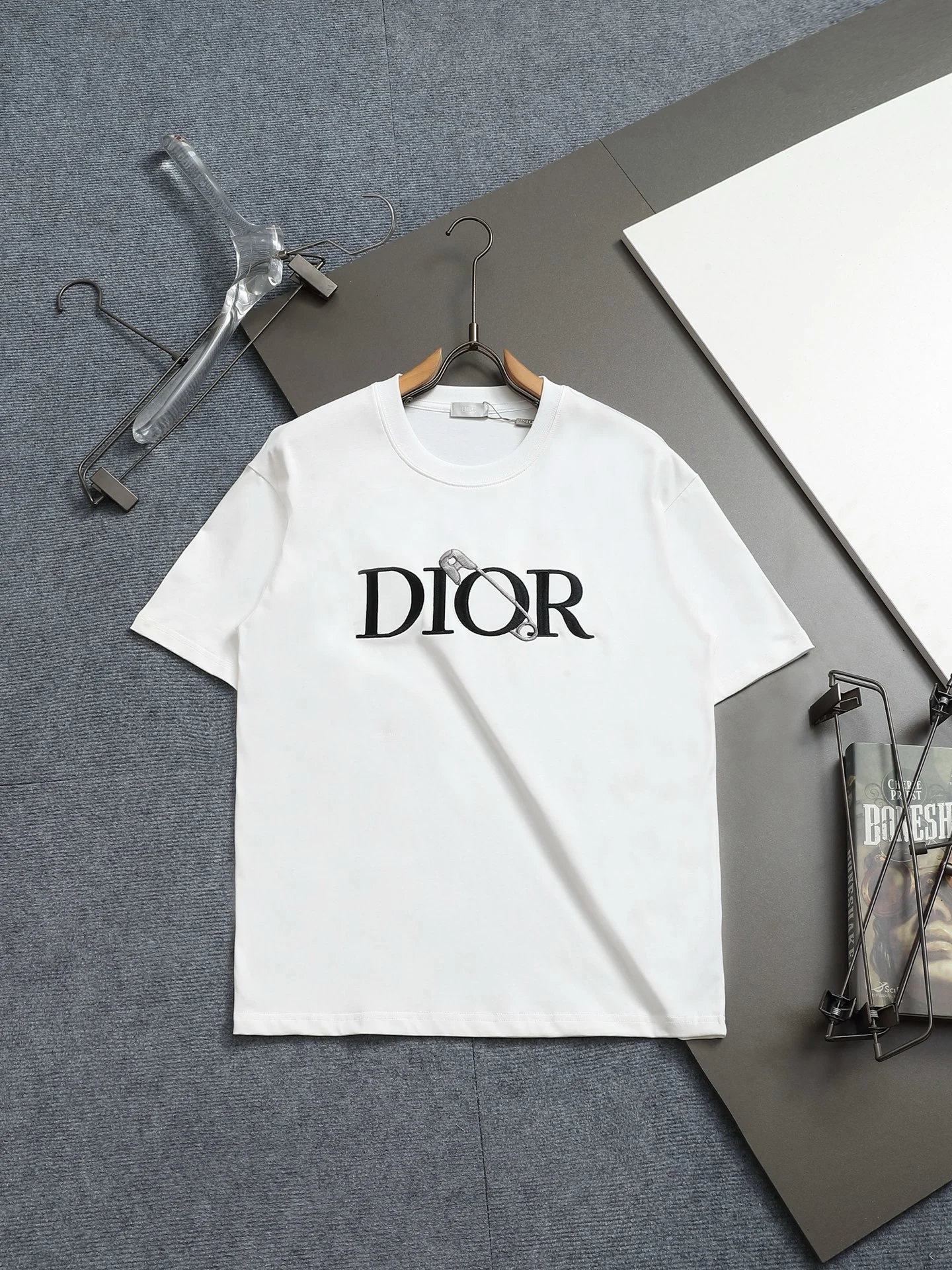 Dior T-Shirt — 49f30862