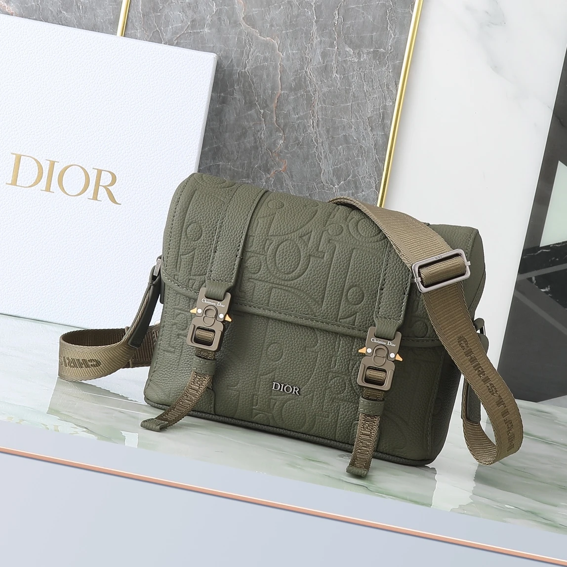 Dior Bag — f41b17d3