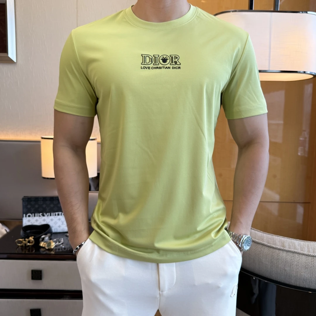 Dior T-Shirt — 76702d20