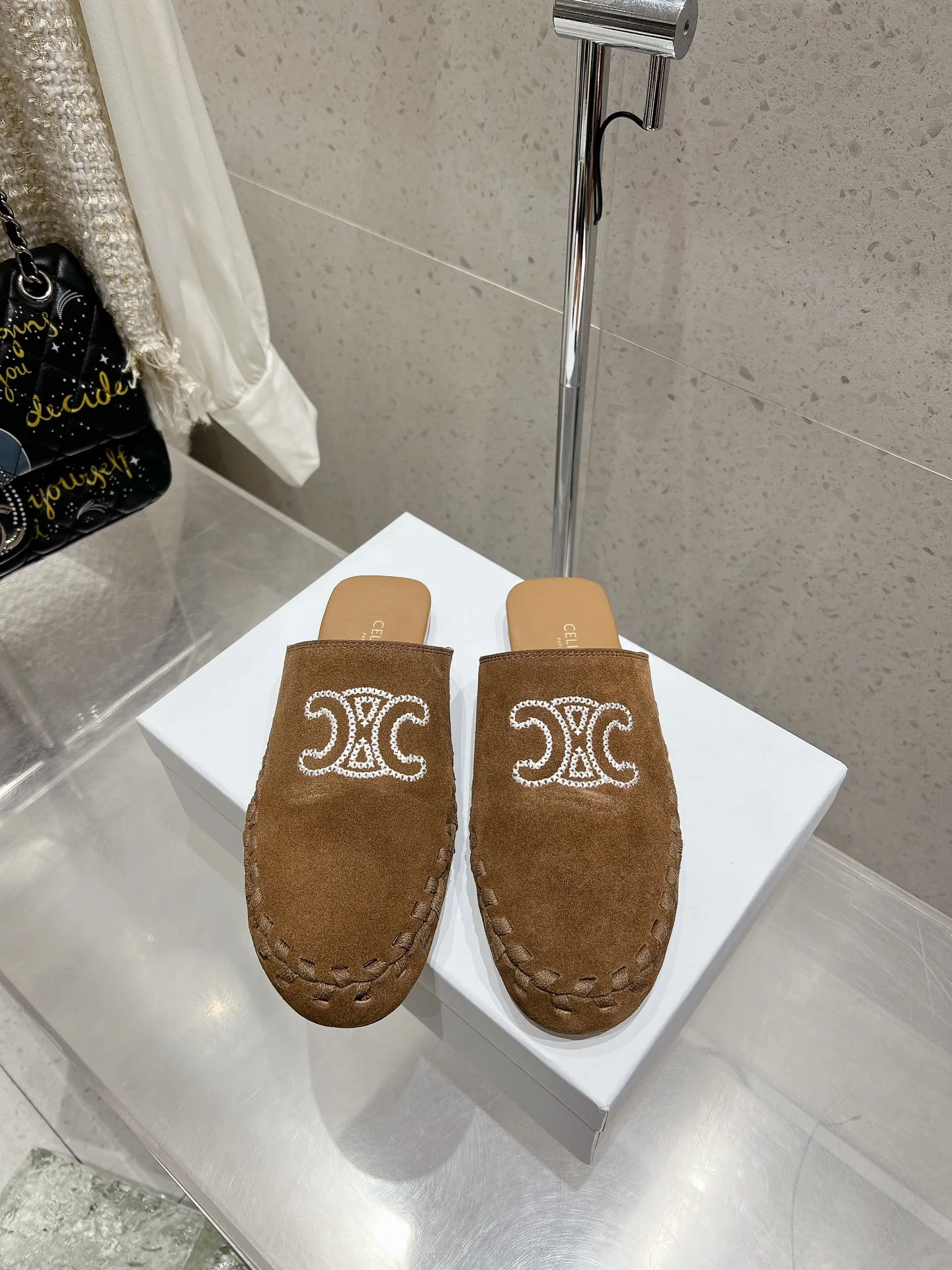 Celine Shoes — 4ef1e7f0