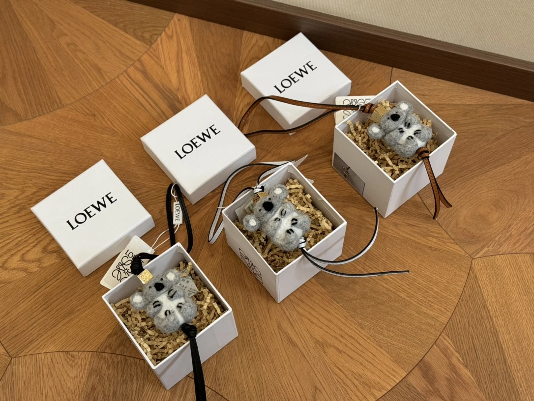 Loewe Bag — d9625d0d