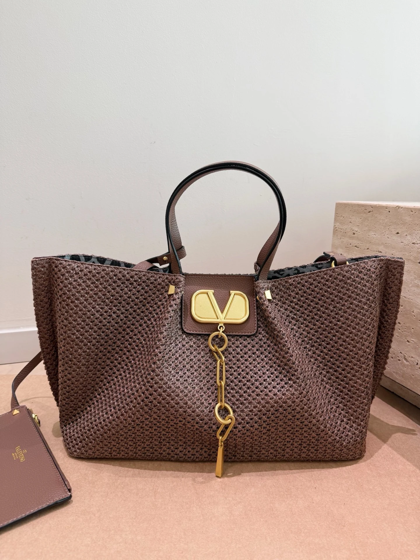 Valentino Bag — b7b2ad8a
