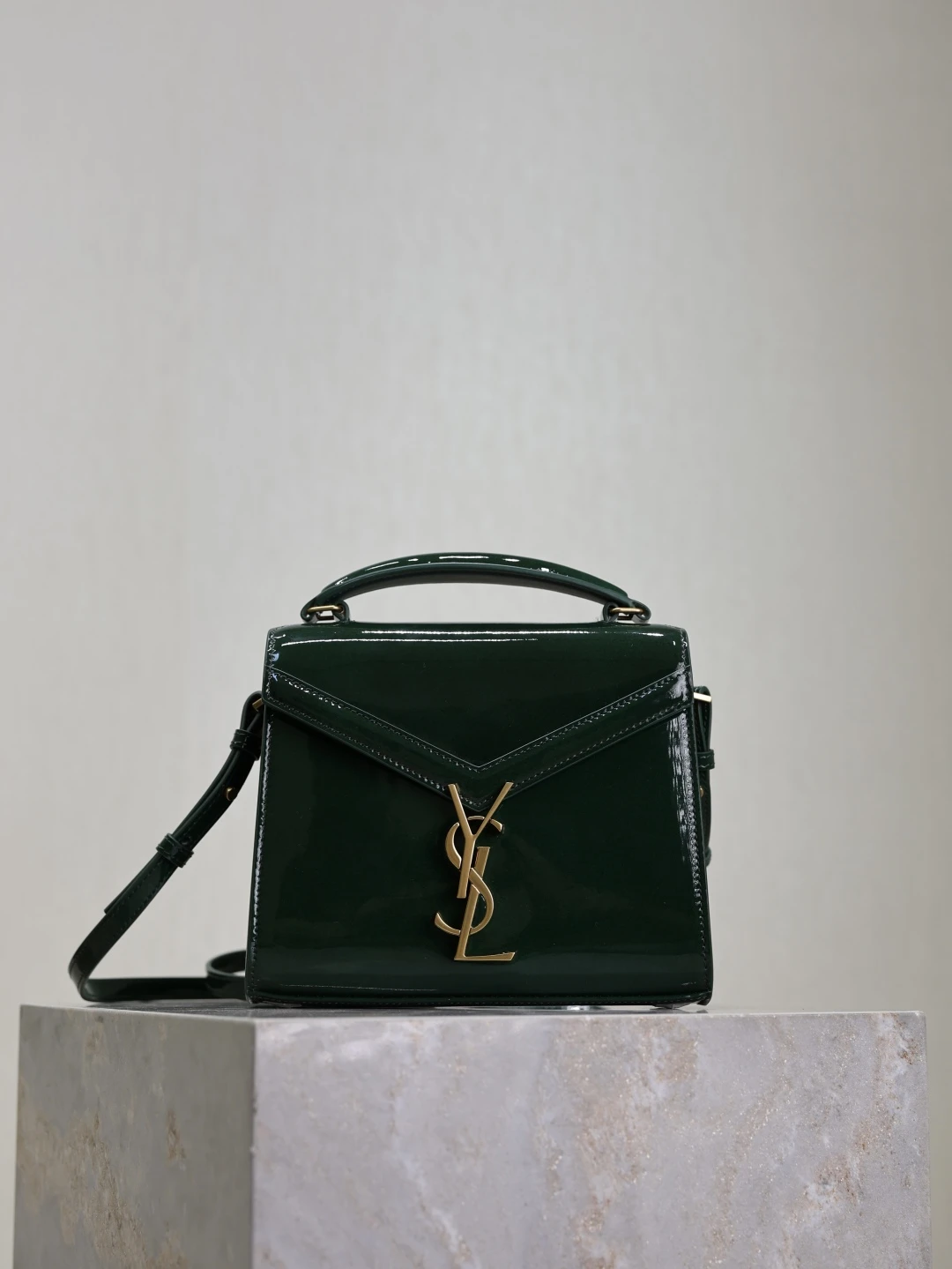 Saint Laurent Bag — b2ded54b