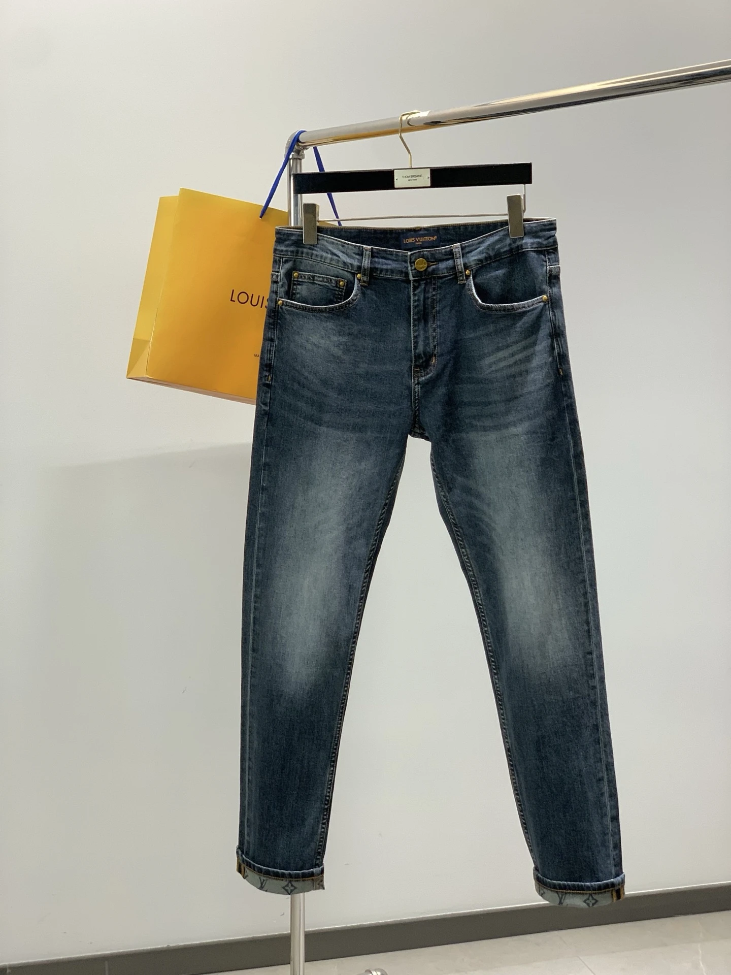 Louis Vuitton Jeans — baef6f56