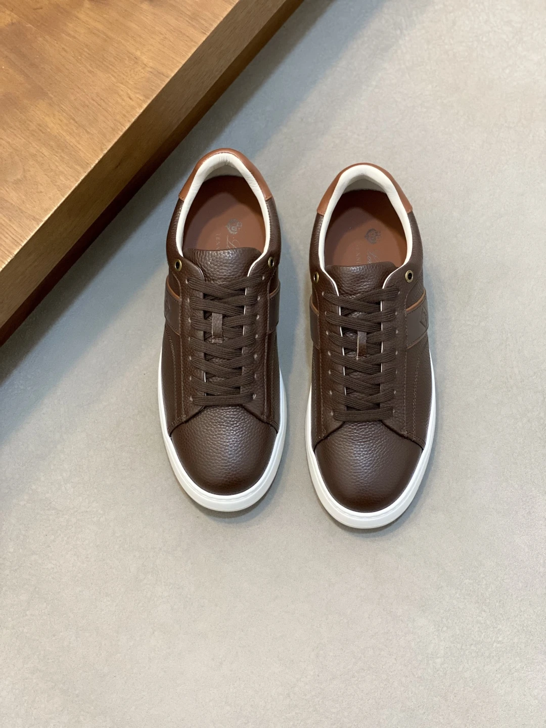 Loro Piana Sneakers — e7a5b97e
