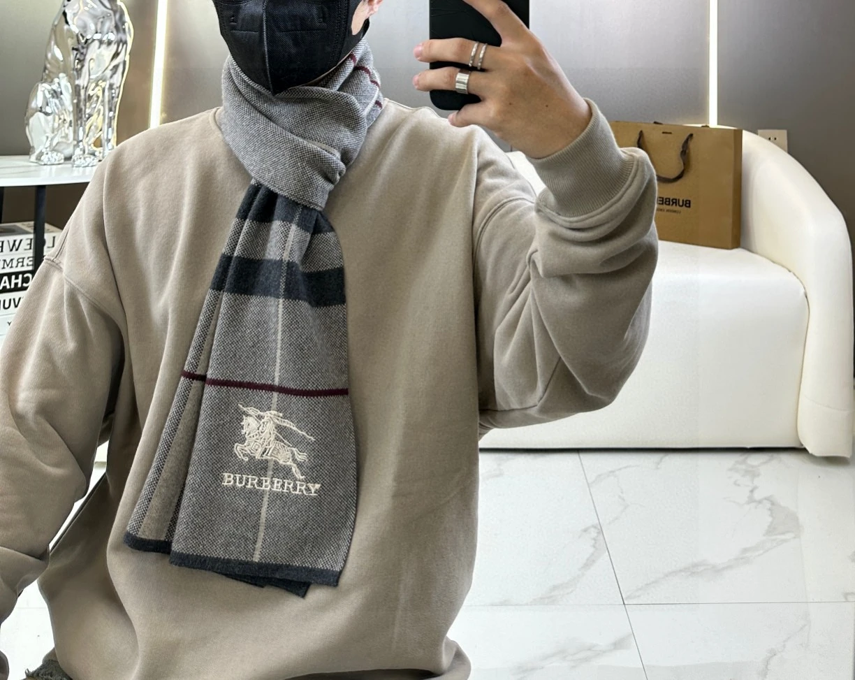 Burberry Scarves — 19f4f6ad
