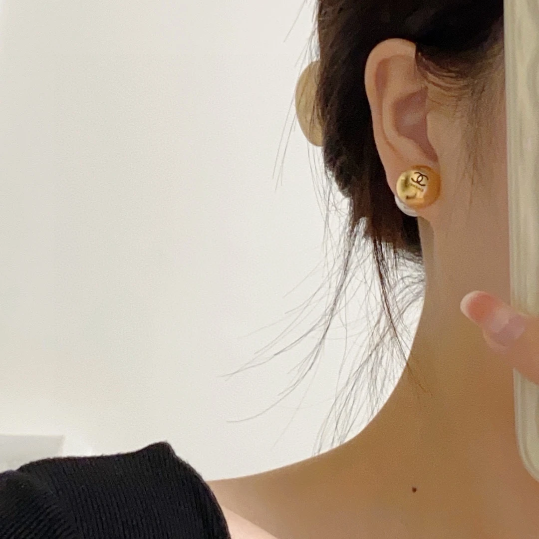 Chanel Jewellery — f5ea611b