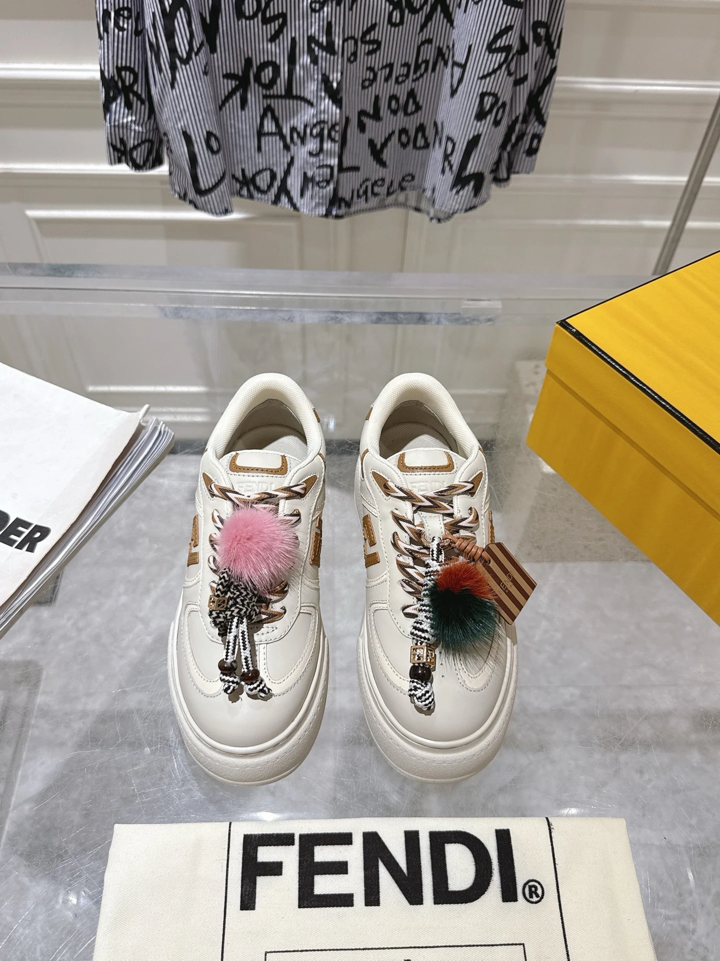 Fendi Sneakers — 8cb534fd