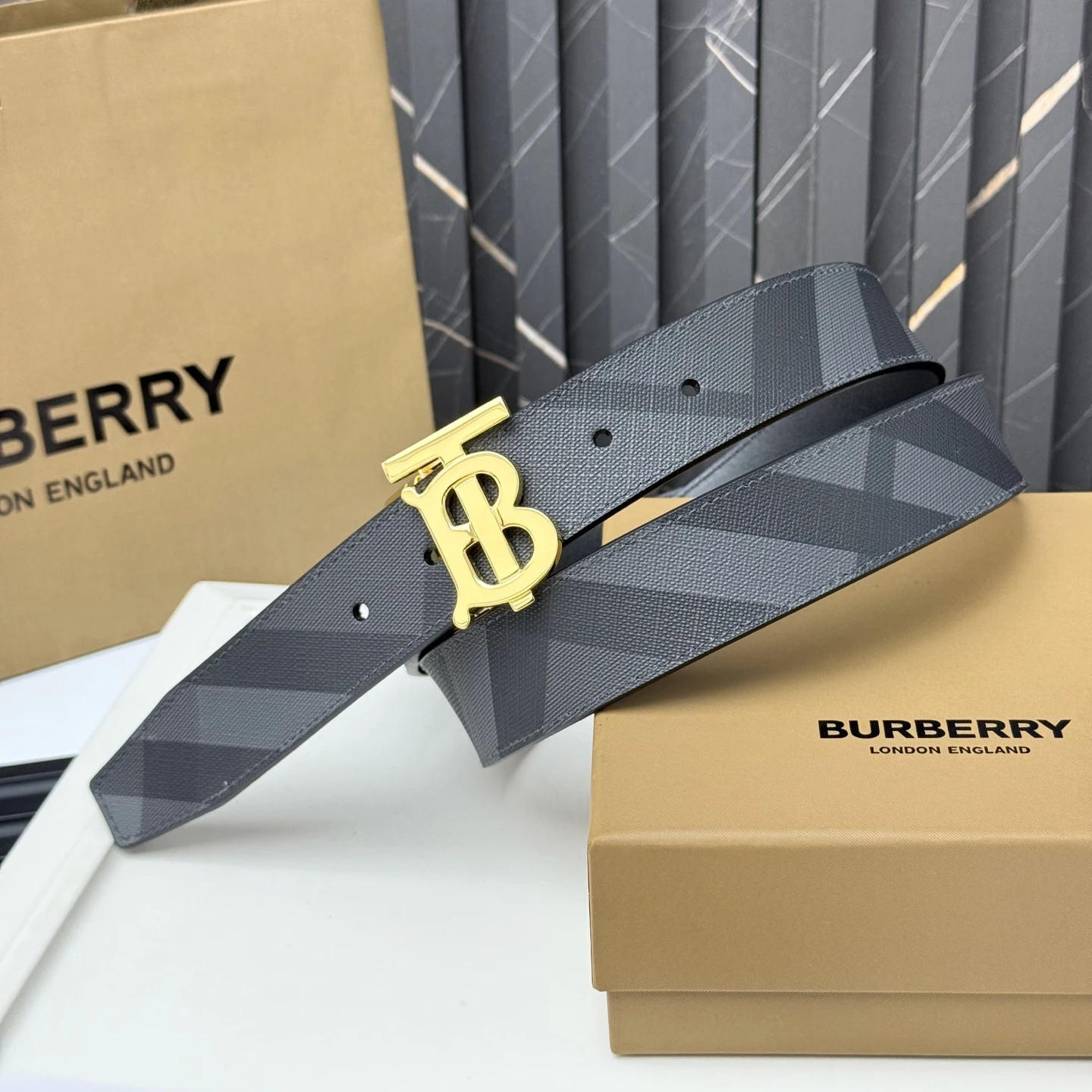 Burberry Belt — 062ad7d2
