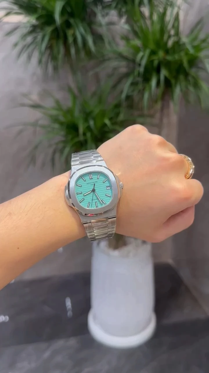 Patek Philippe Watch — 112391b6