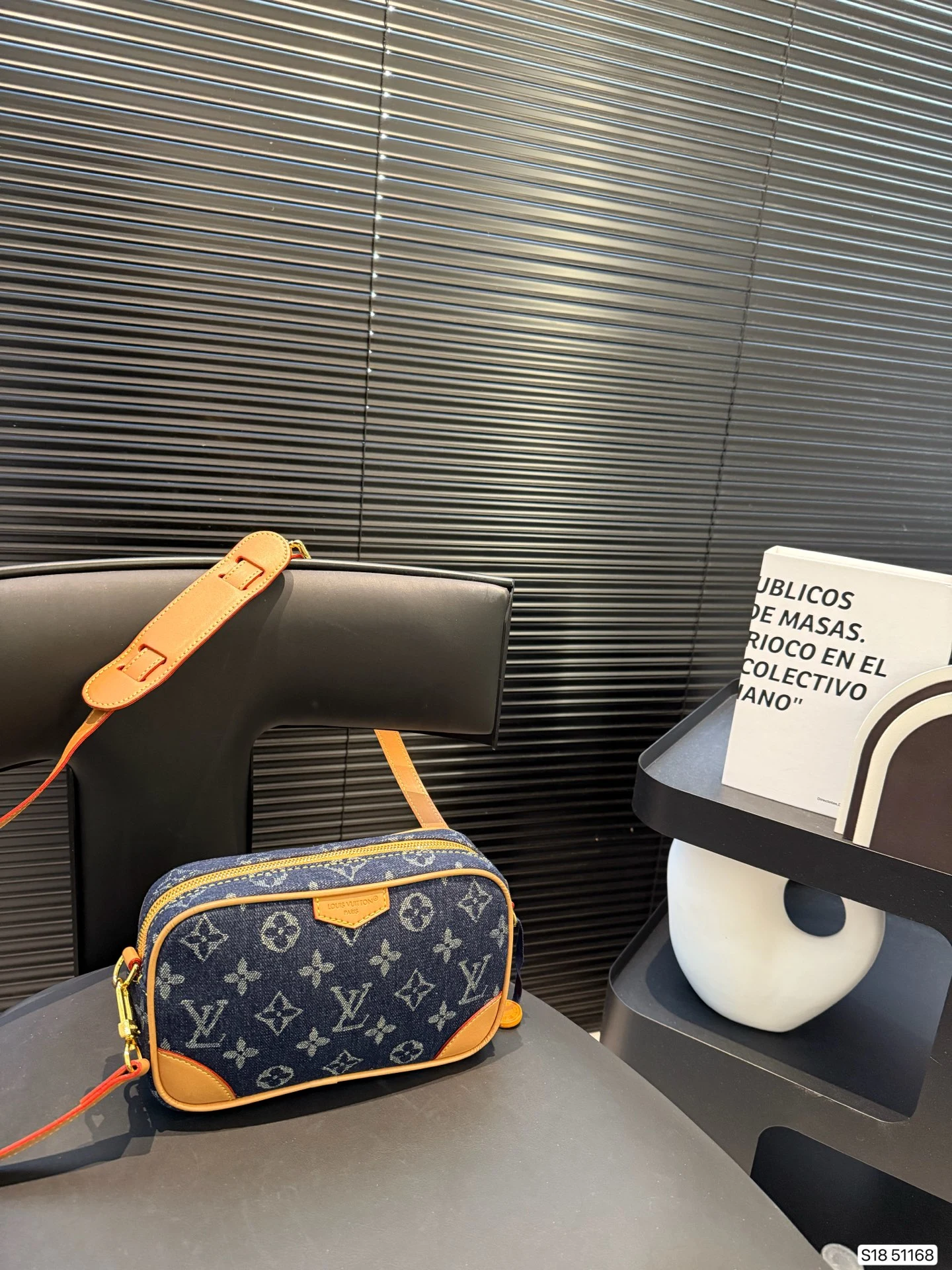 Louis Vuitton Bag — 5272d428