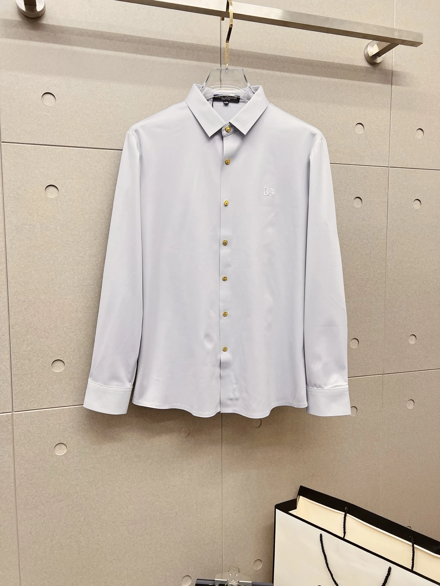 Dolce & Gabbana Shirts — 60d5623d