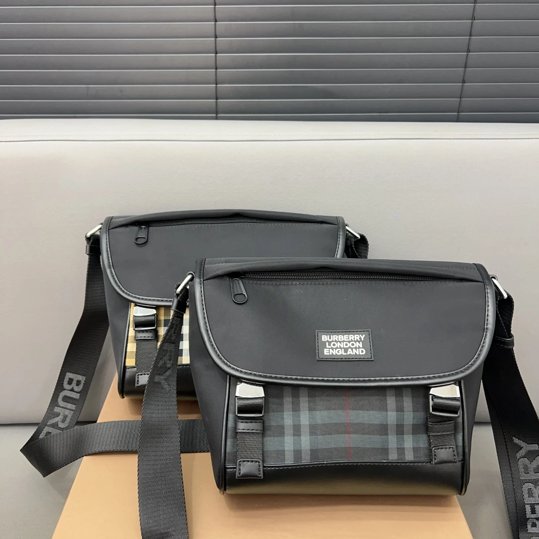 Burberry Bag — e773a03f