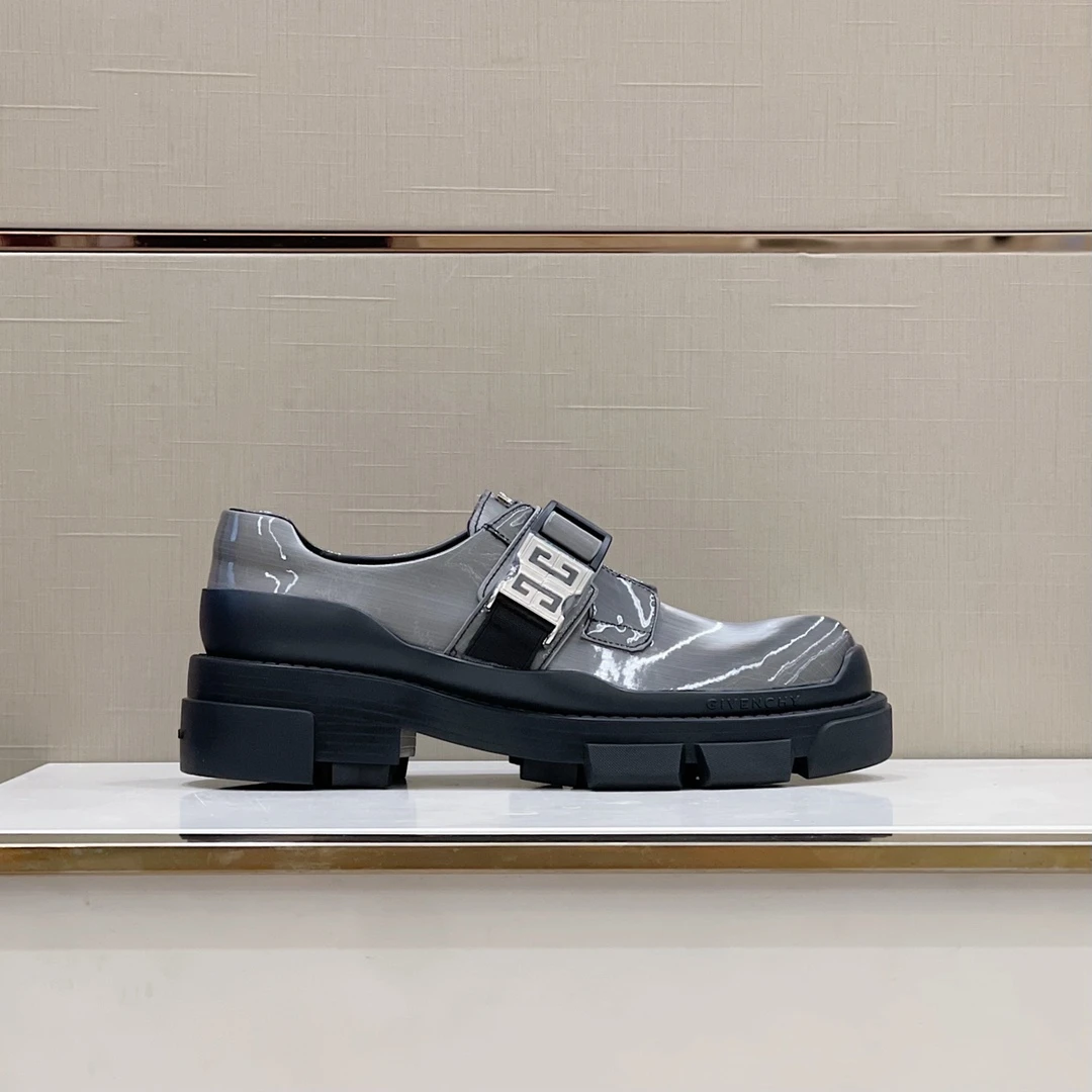Givenchy Shoes — b69f1a1c