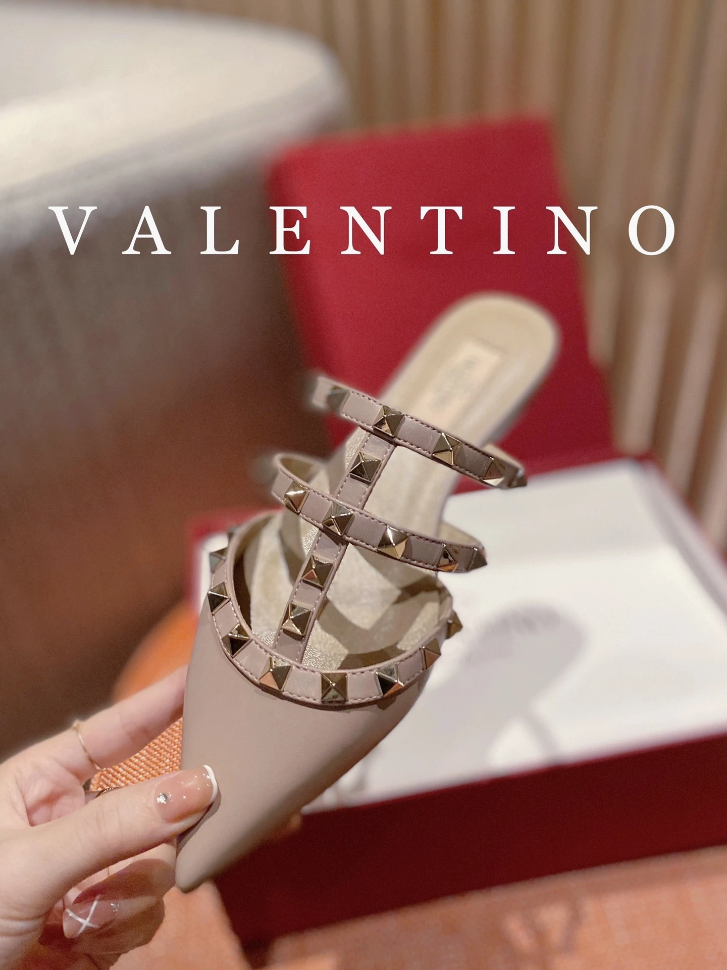 Valentino Slippers — 0a6d50d8