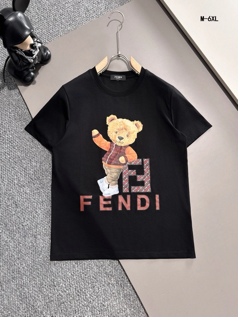 Fendi T-Shirt — 30876af3