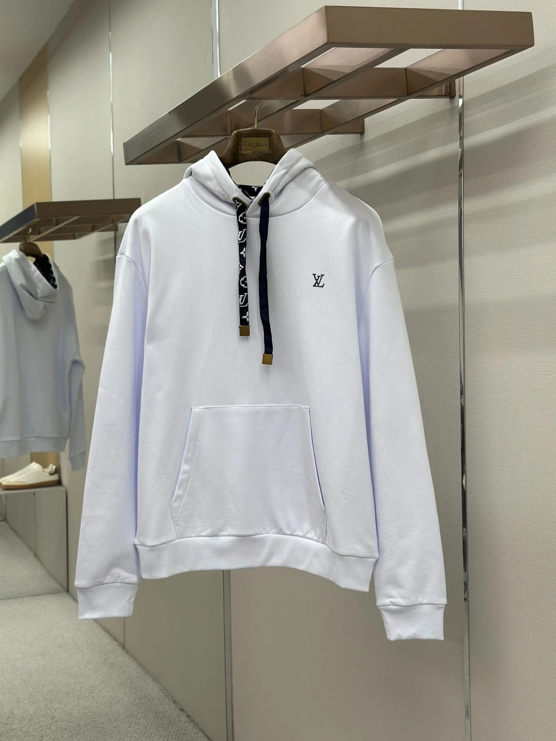 Louis Vuitton Hoodies — 0bcf466b