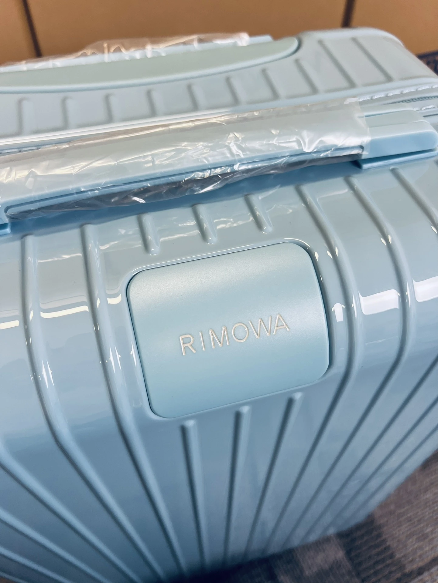 Luggage — 0a4c329b