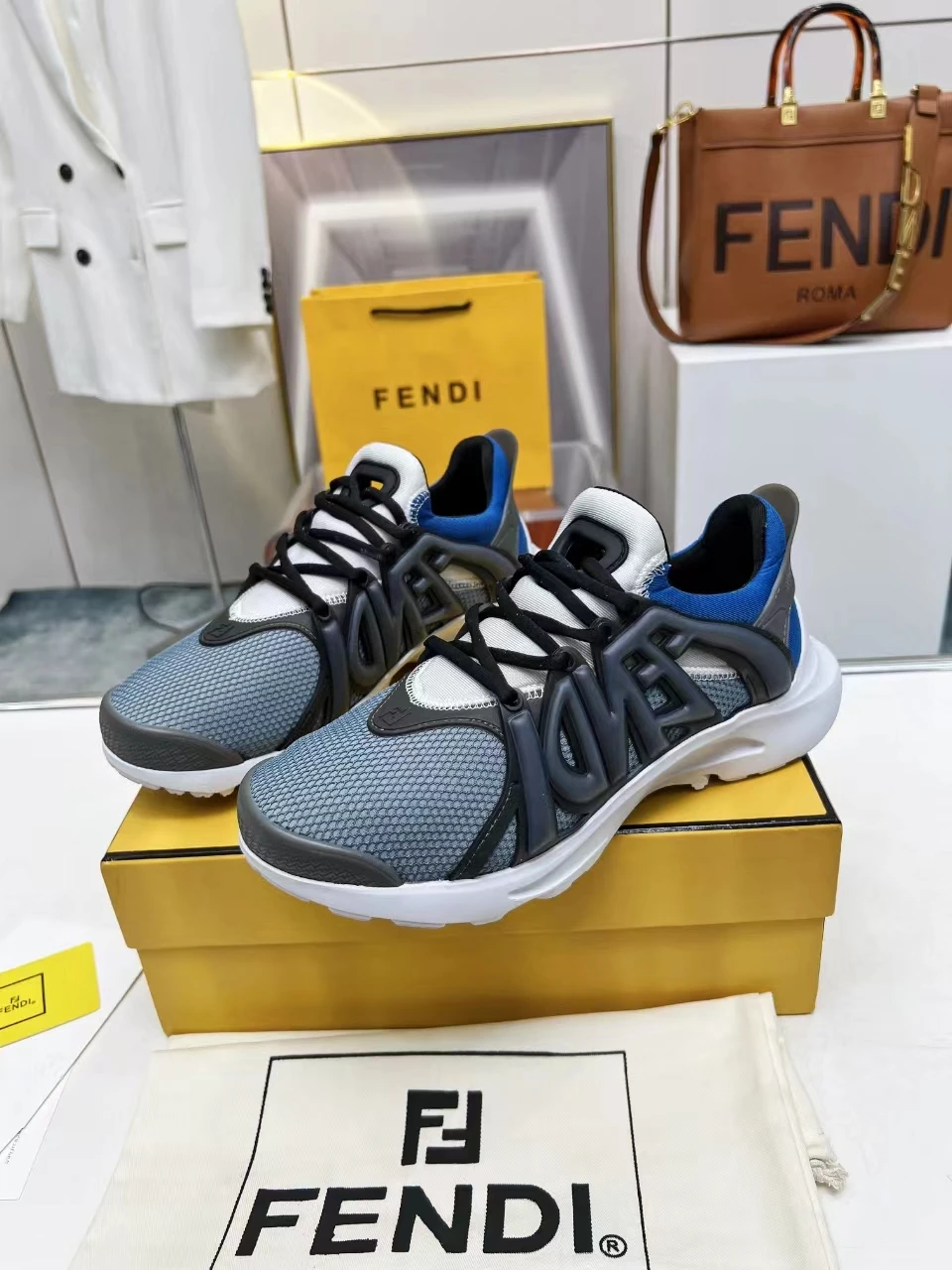 Fendi Shoes — 5a931e1d